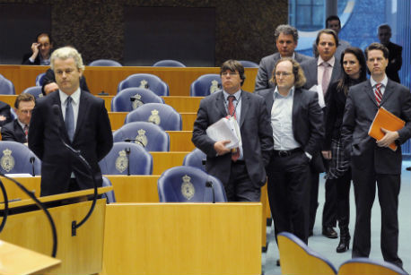 Geert Wilders staat op het punt weg te lopen uit de
Kamer