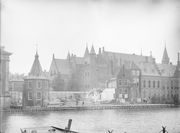 De verbouwing van het Binnenhof in 1913