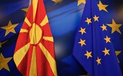 Vlaggen van Macedonië en EU