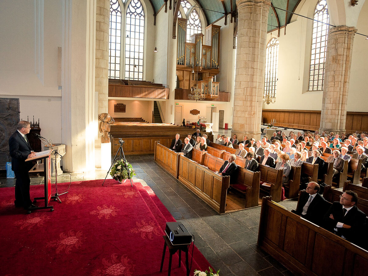 zomerconferentie 2010 opening in Kloosterkerk - 186