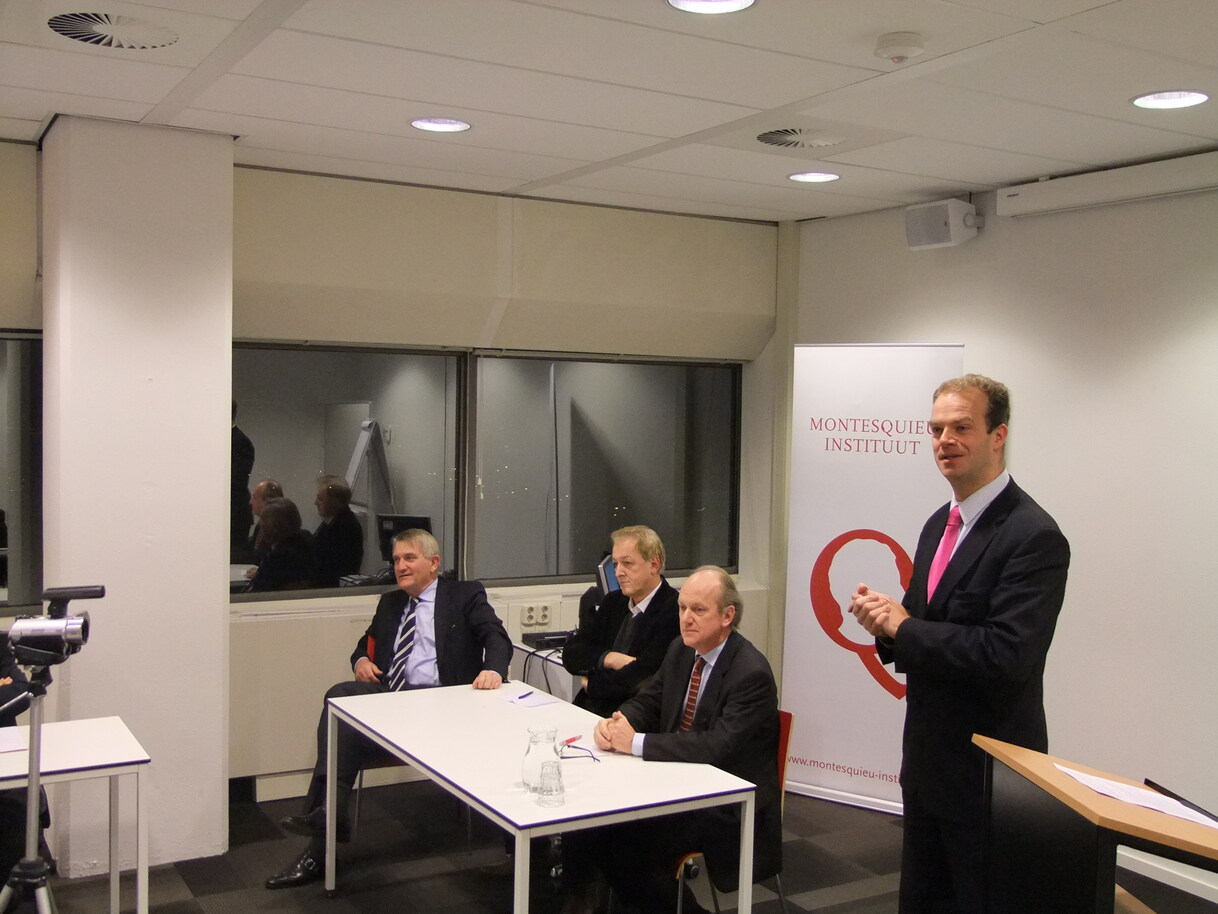 Peter Bootsma die spreekt