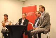 Van links naar rechts: Leonoor Kuijk, Wybe Douma, Hans van Baalen en Steffen van der Velde