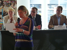 Roos Wouters leest haar column voor