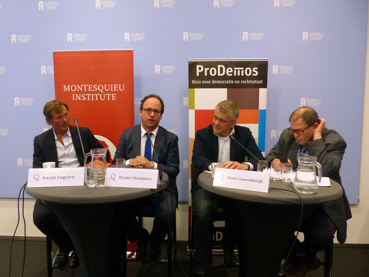 v.l.n.r.: Ewald Engelen, Wouter Koolmees, Pieter Couwenbergh en Max van Weezel (debatleider)