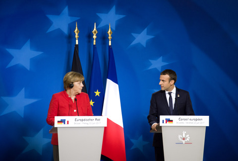 From left to right: Ms Angela MERKEL, German Federal Chancellor; Mr Emmanuel MACRON, President of France.