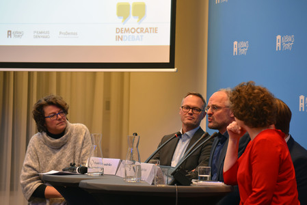 v.l.n.r.: Eva Kuit, Frank Hendriks, Niesco Dubbelboer en Renske Leijten