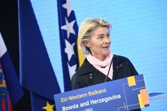 Ursula von der Leyen at the podium