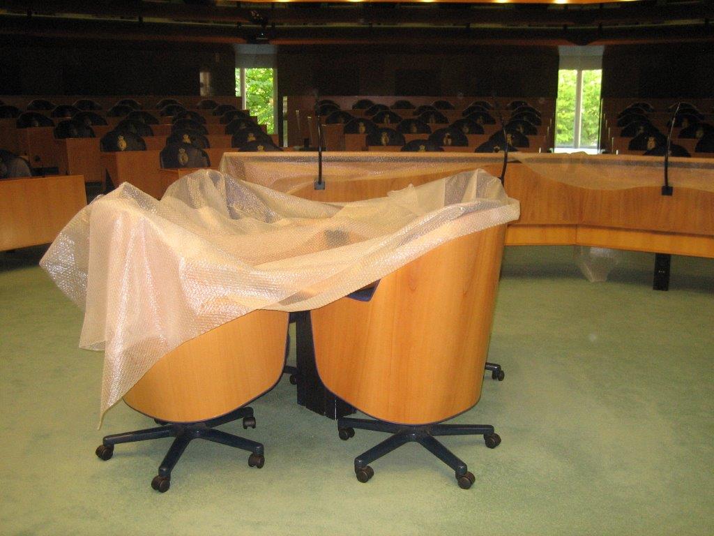 Minder Kamervragen, nog minder antwoorden