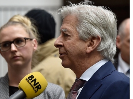 Een beschadigd instituut - en andere averij