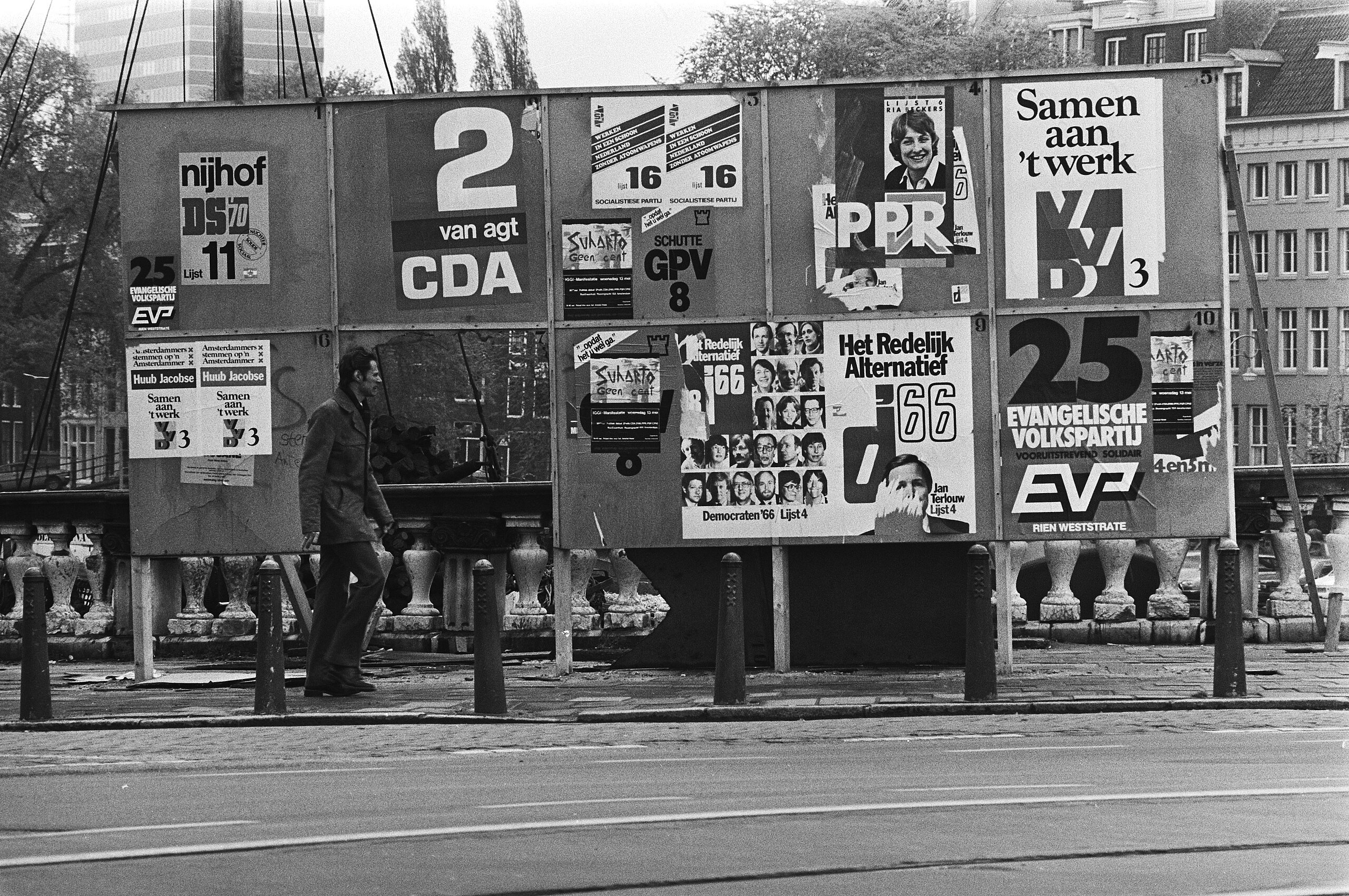 Verkiezingsaffiches tijdens de Tweede Kamerverkiezingen van 1981