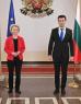 Kiril Petkov, on the right, and Ursula von der Leyen